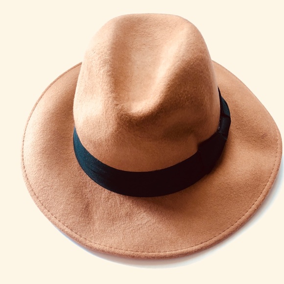 Other - Men’s Indiana Outback Fedora Hat